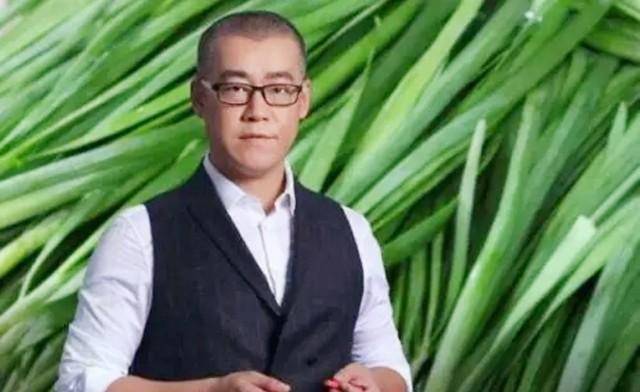 比特币首富李笑来<strong></p>
<p>比特币走势</strong>，用10万枚比特币套现135亿，称比特币是割韭菜