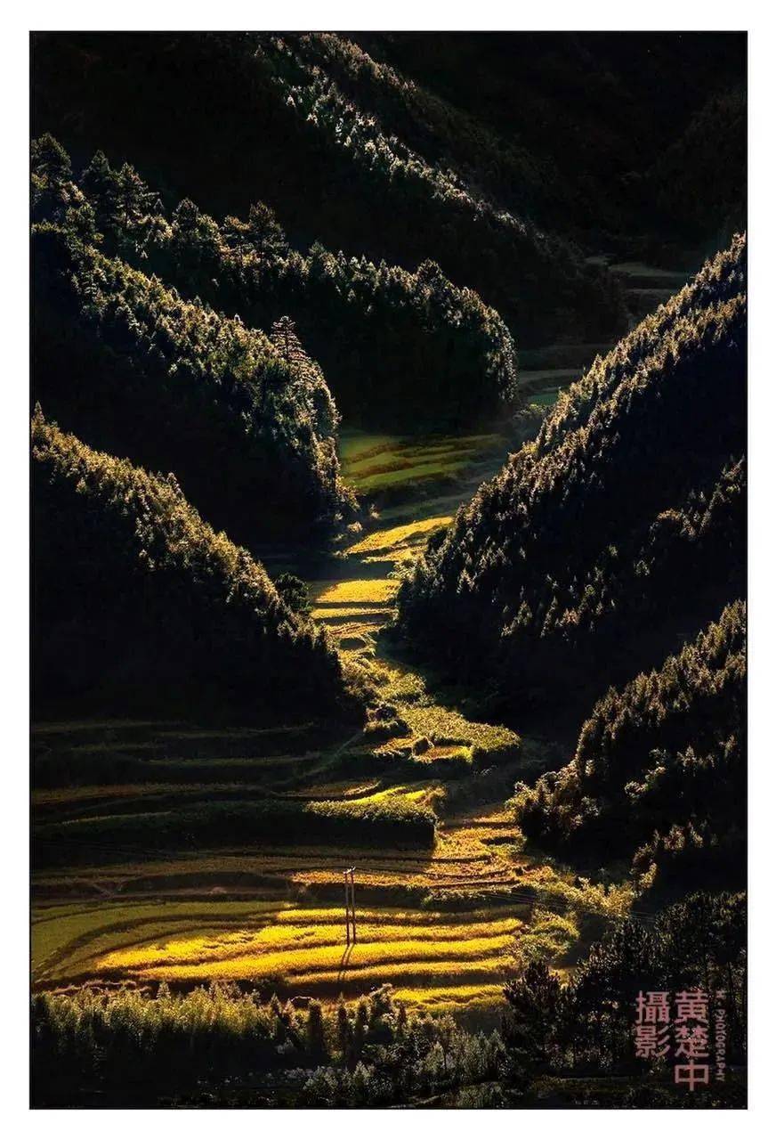 【快领邀请函】名师摄影体验讲座不要错过哦——8月20日EOS摄影大篷车登陆桂林<strong></p>
<p>eos价格</strong>！！