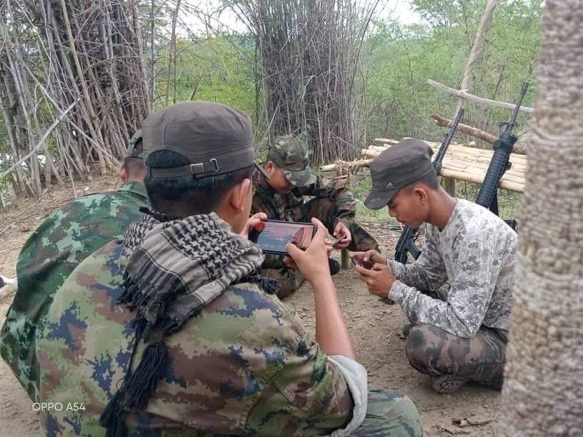 缅甸一支抵抗武装依靠手机游戏购买<strong></p>
<p>瑞波币交易平台</strong>了首支自动步枪