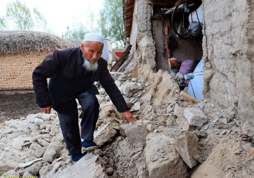 11月1日<strong></p>
<p>今日比特币</strong>，历史的今天——美国科学家提出恐龙灭绝新说