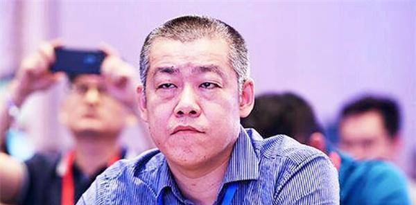 男子一口气买10万枚比特币<strong></p>
<p>中国比特币</strong>,套现135亿后全身而退,称:这是骗局