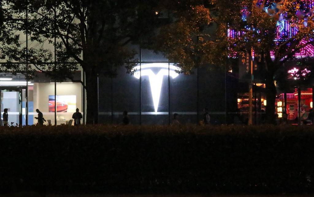 马斯克：未来两年不再出售特斯拉股票；长安汽车：华为和宁德时代均为公司长期重要战略合作伙伴丨Do早报