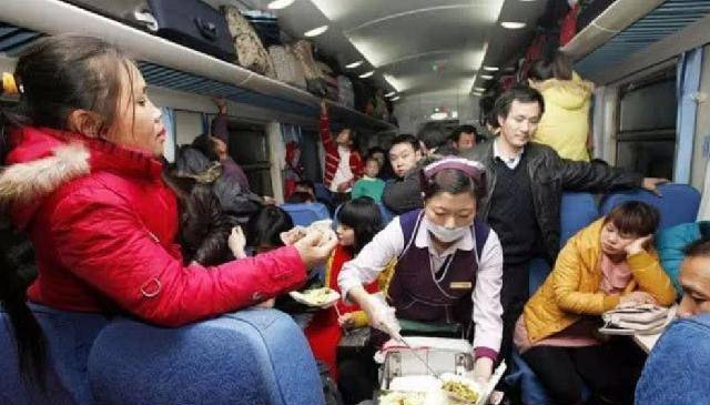 火车上乘客几千人<strong></p>
<p>跌停竞价为何卖不出股票</strong>,为何卖不掉几十份盒饭?内行道出其中“猫腻”