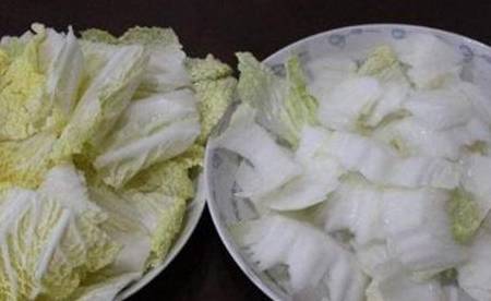 炒白菜<strong></p>
<p>股票不能这样炒</strong>,可不能直接下油锅,不然就“废了”,这样做才入味好吃