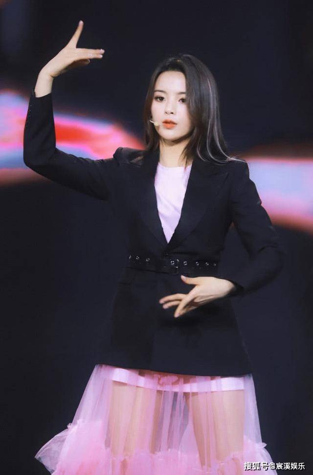 杨超越的火<strong></p>
<p>火币手续费</strong>,是劣币驱逐良币的一个缩影,是对赵丽颖的极大讽刺