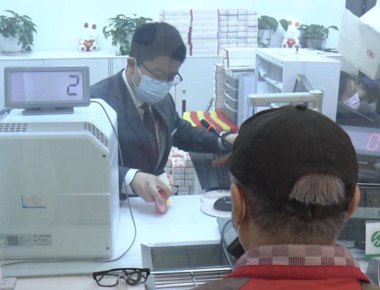 黄山币、峨眉山-乐山大佛币开始兑换啦<strong></p>
<p>币币网</strong>!