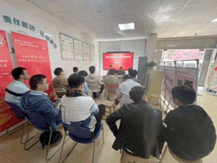 曹杨新村街道将“金点子”转化为“金果子”