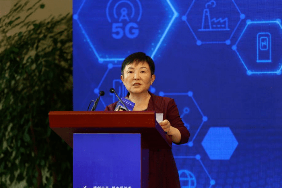 博士后沙龙以“金点子”探索“金钥匙”、孵化“金果子”