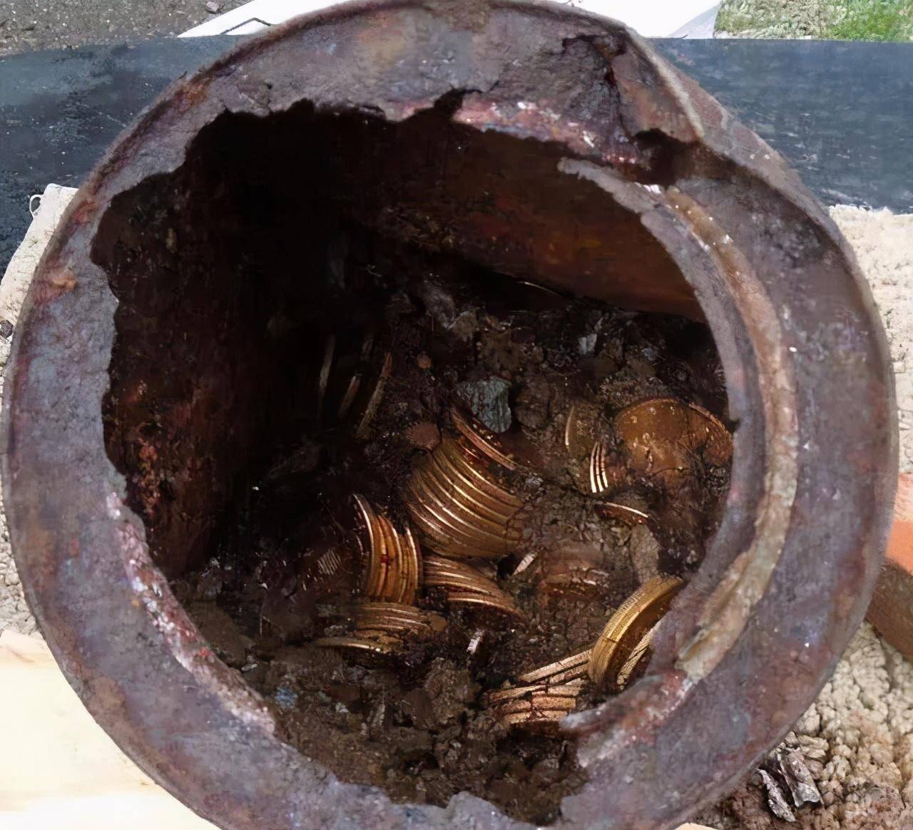 美国幸运的夫妇:挖到了美国史上极大的金币宝藏<strong></p>
<p>虚拟币挖金币</strong>,隐姓埋名至今