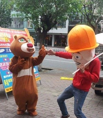 搞笑gif图片笑话段子:结婚前<strong></p>
<p>各虚拟币图片</strong>,我和一好友在同一小区各了一套房