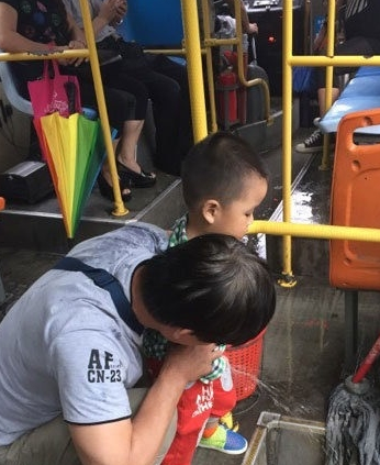 搞笑gif图片笑话段子:结婚前<strong></p>
<p>各虚拟币图片</strong>,我和一好友在同一小区各了一套房