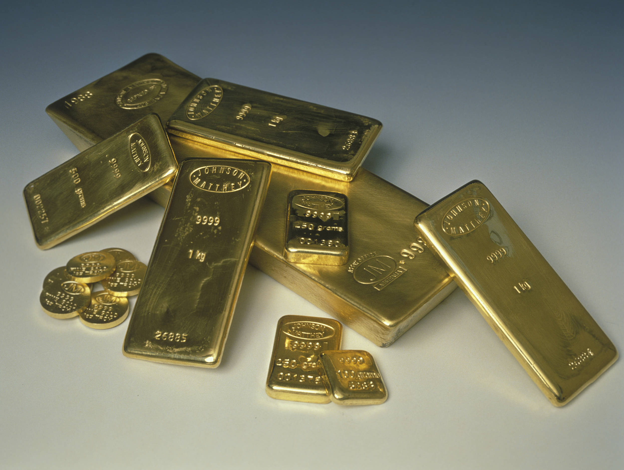 ​日媒：美国人也开始买黄金