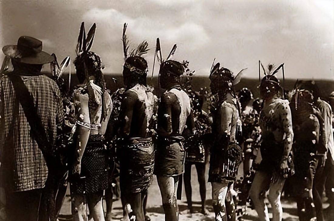 为何在美国买枪都可以<strong></p>
<p>美国买虚拟币</strong>,重罪犯买防弹衣就是违法?