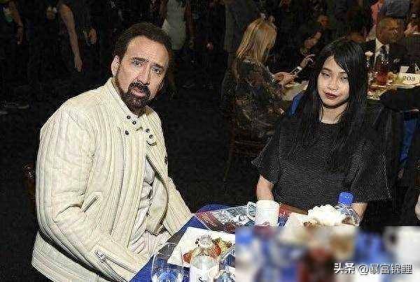 尼古拉斯·老四，派币