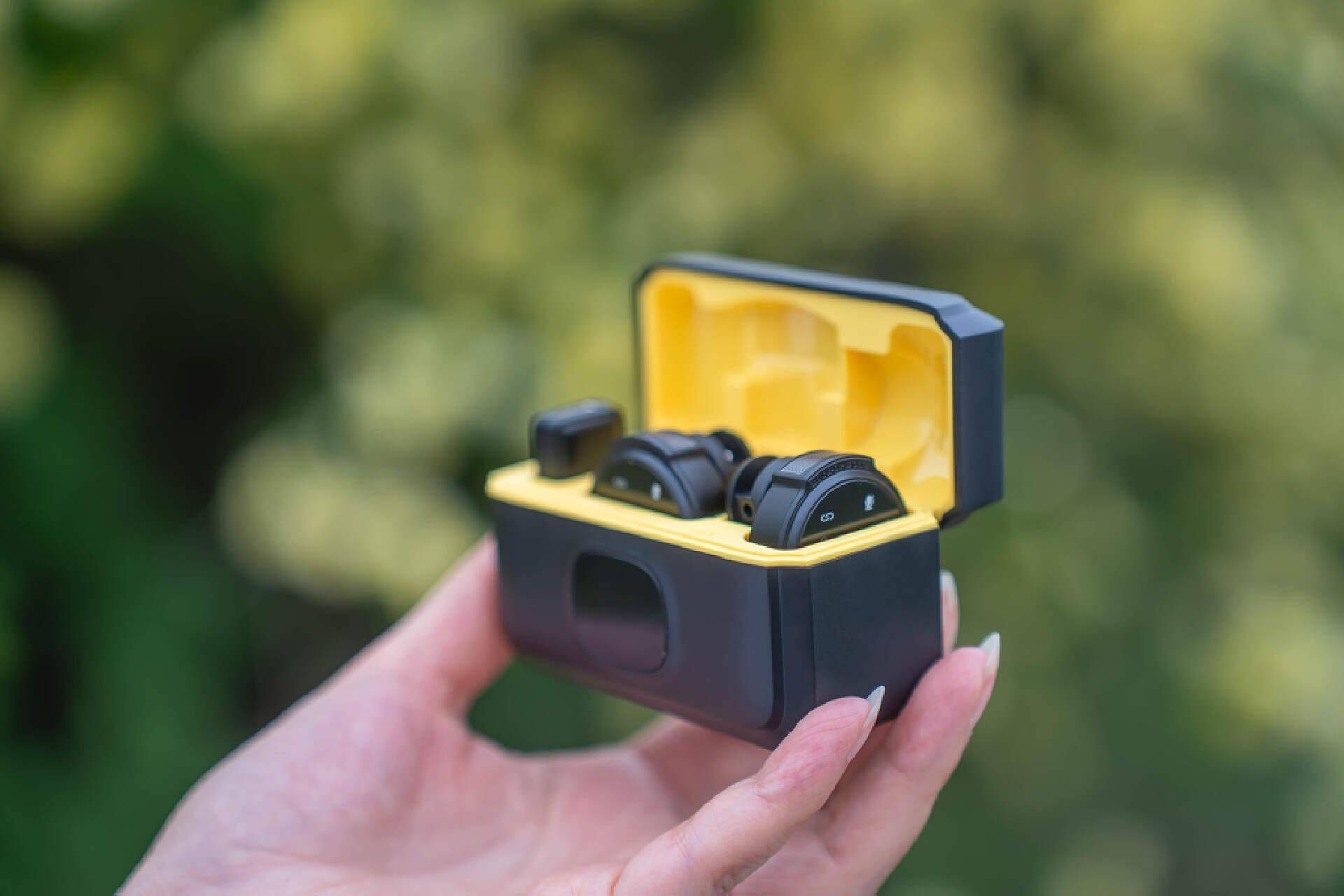 小巧便携、拾音精准-西圣Mike无线领夹麦克风体验