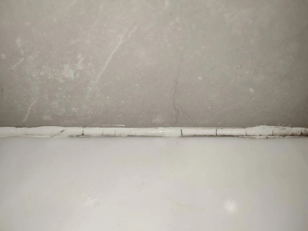 远离劣质 | 如何简单、快速鉴别“充油密封胶”