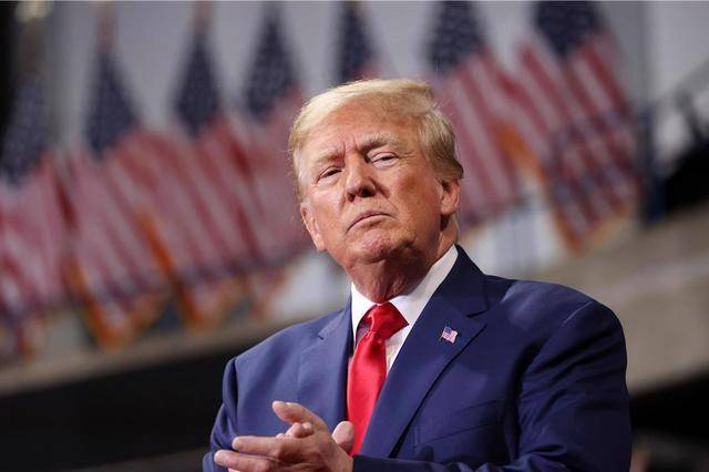 特朗普再就涉台议题发声<strong></p>
<p>股转虚拟币</strong>,沈富雄:民进党看到美国人两脚就软趴趴