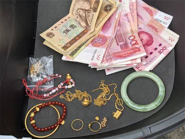 男子对前妻动起“歪脑筋”<strong></p>
<p>虚拟币公钥</strong>,潜入其家中……上海警方:刑拘