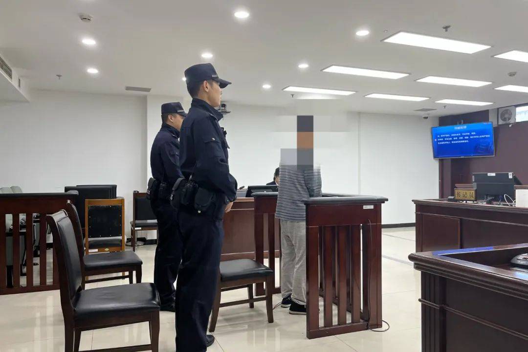 无耻!北京一对情侣租房<strong></p>
<p>虚拟币GA</strong>,遭五旬房东潜入、偷窥