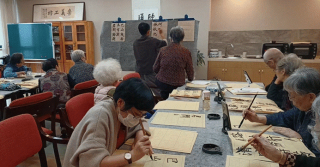 盼着退休的年轻人<strong></p>
<p>虚拟币GA</strong>,提前30年看养老院