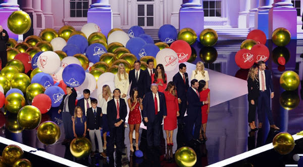 在特朗普第三次向白宫发起冲击时<strong></p>
<p>虚拟币GA</strong>,“爸爸的小女孩”伊万卡去哪了?