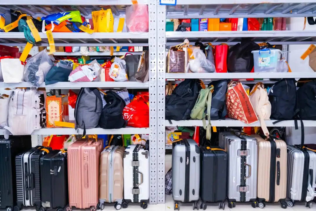 6天捡1000张身份证<strong></p>
<p>虚拟币人民</strong>！高铁站工作人员回应