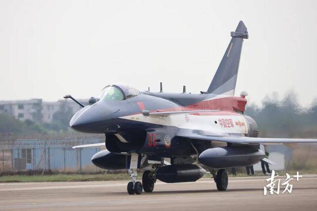 照片曝光<strong></p>
<p>跑分虚拟币</strong>!歼-35A究竟有多厉害?