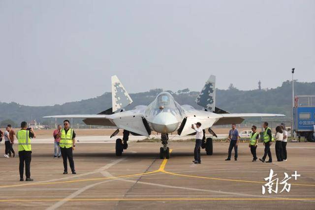 照片曝光<strong></p>
<p>跑分虚拟币</strong>!歼-35A究竟有多厉害?