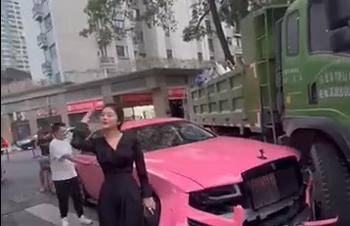 撞上劳斯莱斯的货车只有100万保险<strong></p>
<p>跑分虚拟币</strong>,被撞车主回应