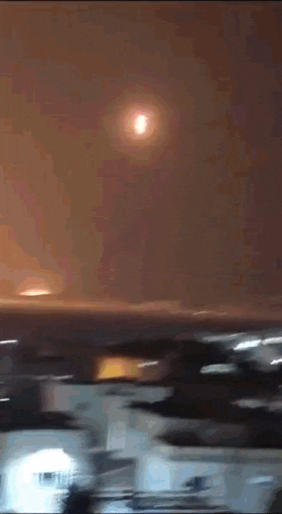 比“萨德”还先进?“拱卫京畿弹”正式更名红旗-19<strong></p>
<p>抵押虚拟币</strong>,亮相珠海!