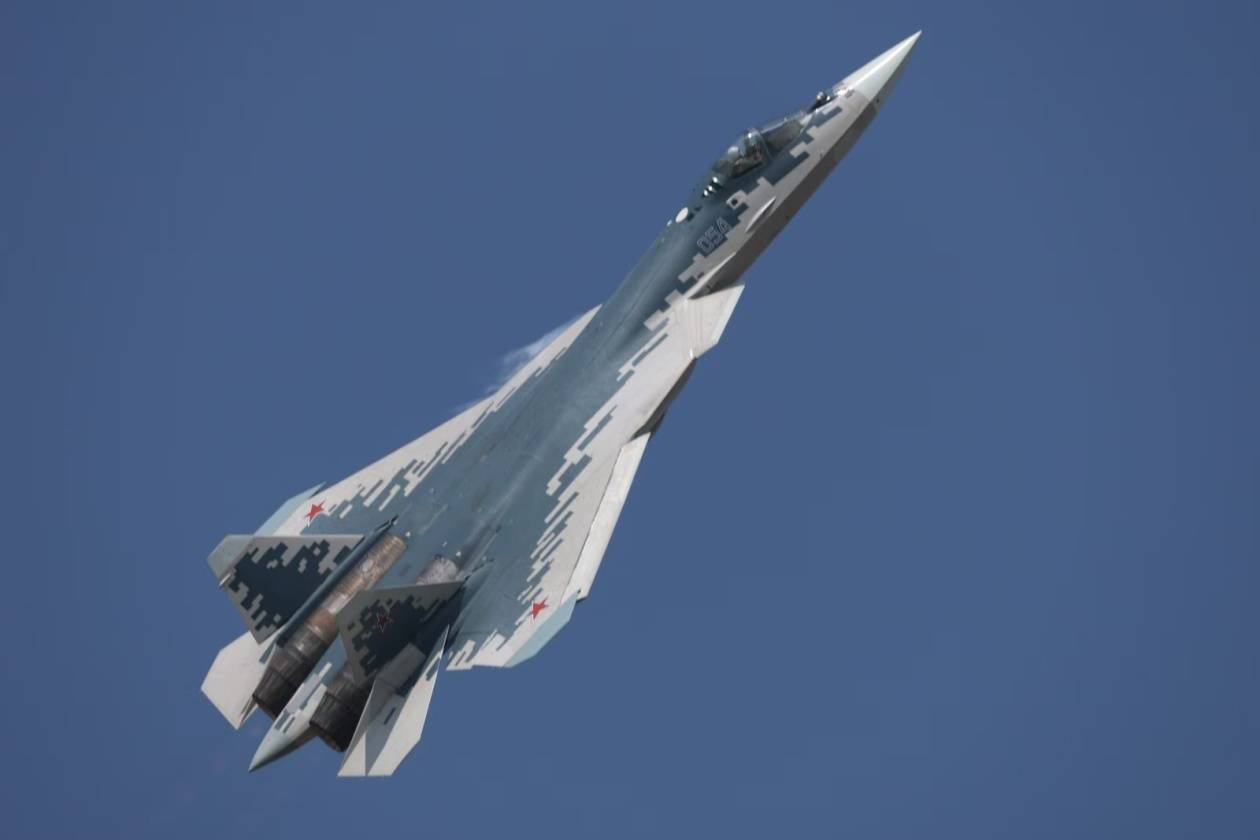 眼镜蛇机动！俄罗斯战机苏-57<strong></p>
<p>抵押虚拟币</strong>，在珠海上空高难度“炫技”！