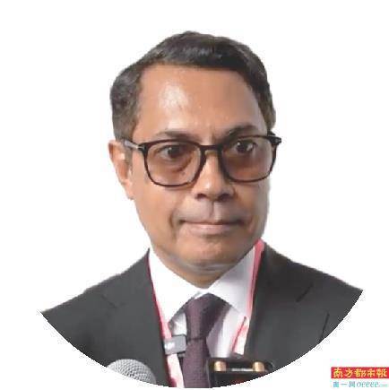 “我还没见过这么大的飞机<strong></p>
<p>澳波虚拟币</strong>，太喜欢了”