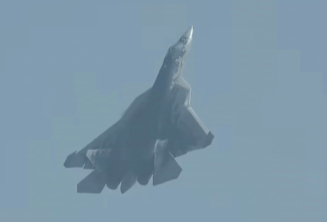 歼35一言不合开加力！拉出漂亮马赫环垂直爬升<strong></p>
<p>澳波虚拟币</strong>，为何不如苏57精彩