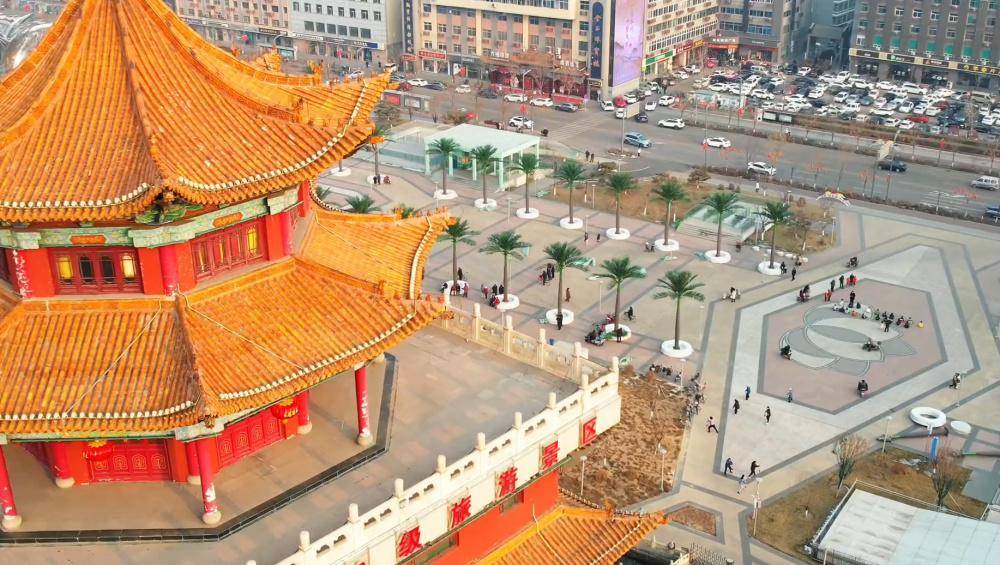 违规花千万装修县政府大楼<strong></p>
<p>马币虚拟</strong>，仿真椰子树成了“背锅侠”