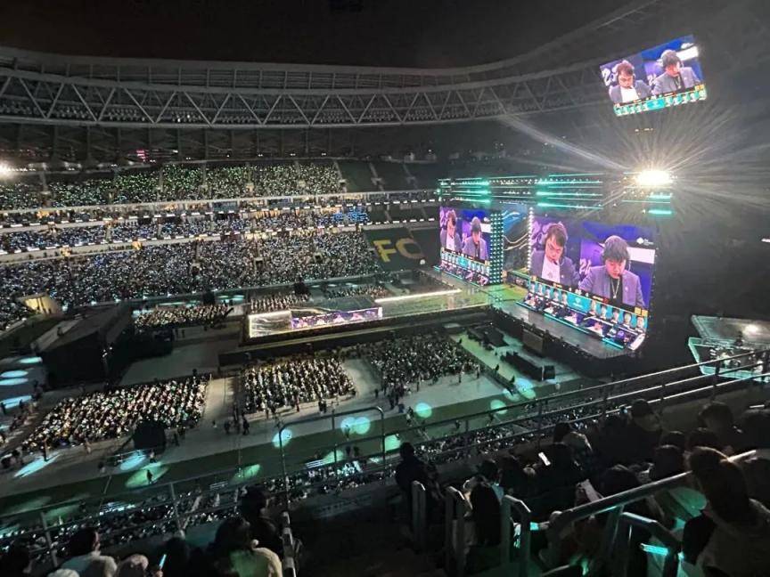 现场超3万人<strong></p>
<p>亿发虚拟币</strong>!昨晚北京朝阳这里有场顶级电竞赛