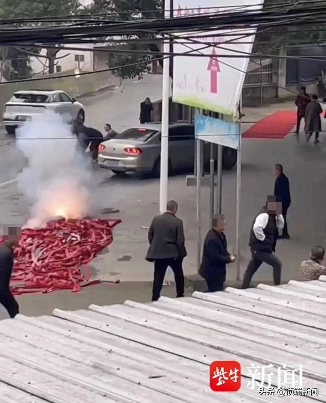 “杀父凶手出狱摆宴席”<strong></p>
<p>友利虚拟币</strong>,最新回应