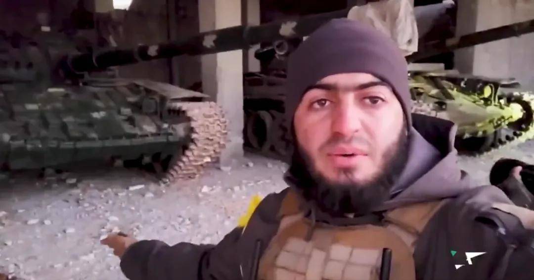 突发<strong></p>
<p>矿物虚拟币</strong>!叙利亚第二大城市阿勒颇沦陷:恐怖分子到处“打卡拍照”!