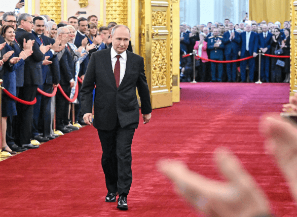 俄政坛大地震<strong></p>
<p>虚拟ai币</strong>，普京突然登机离国，拉着邻国达成重要合作！果然不简单