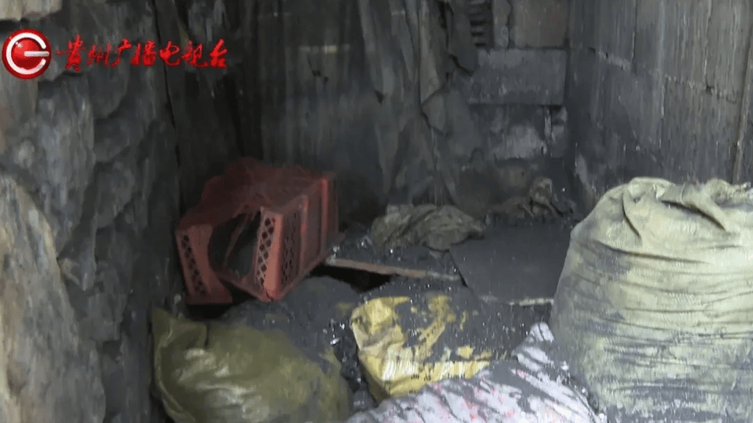 贵阳老伯购三千多斤煤炭<strong></p>
<p>虚拟焦耳币</strong>，到手竟不足3分之1