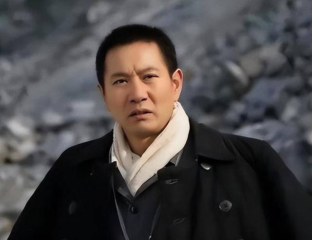 “坏人专业户”姚刚:一生无妻无子<strong></p>
<p>炒币虚拟盘</strong>,如今53岁在千万豪宅一个人住