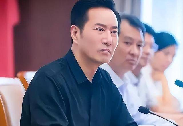 “坏人专业户”姚刚:一生无妻无子<strong></p>
<p>炒币虚拟盘</strong>,如今53岁在千万豪宅一个人住