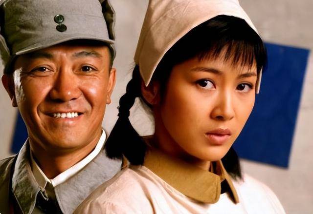 富商周旭辉<strong></p>
<p>到币虚拟币</strong>,44岁娶小12岁女星童蕾,获刑3年后,妻女过得如何?