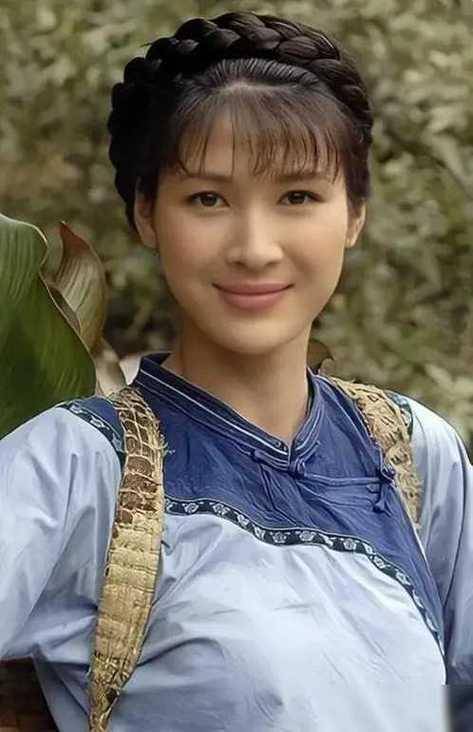 富商周旭辉<strong></p>
<p>到币虚拟币</strong>,44岁娶小12岁女星童蕾,获刑3年后,妻女过得如何?