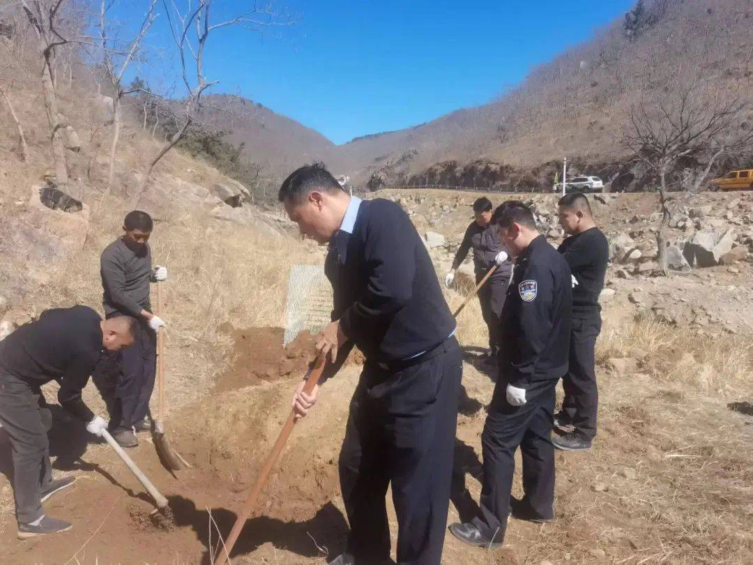 重检尸体确定尸源<strong></p>
<p>虚拟币获批</strong>，山东警方破获18年前命案，一对男女被抓