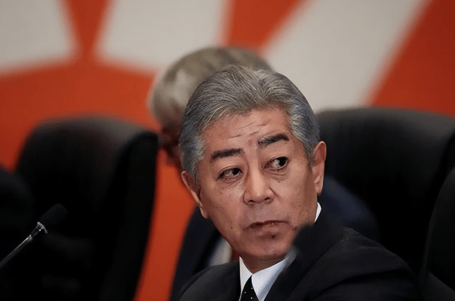 要么当炮灰<strong></p>
<p>虚拟币付款</strong>,要么撤军!美国举动出人意料,9000名美军一夜跑路!