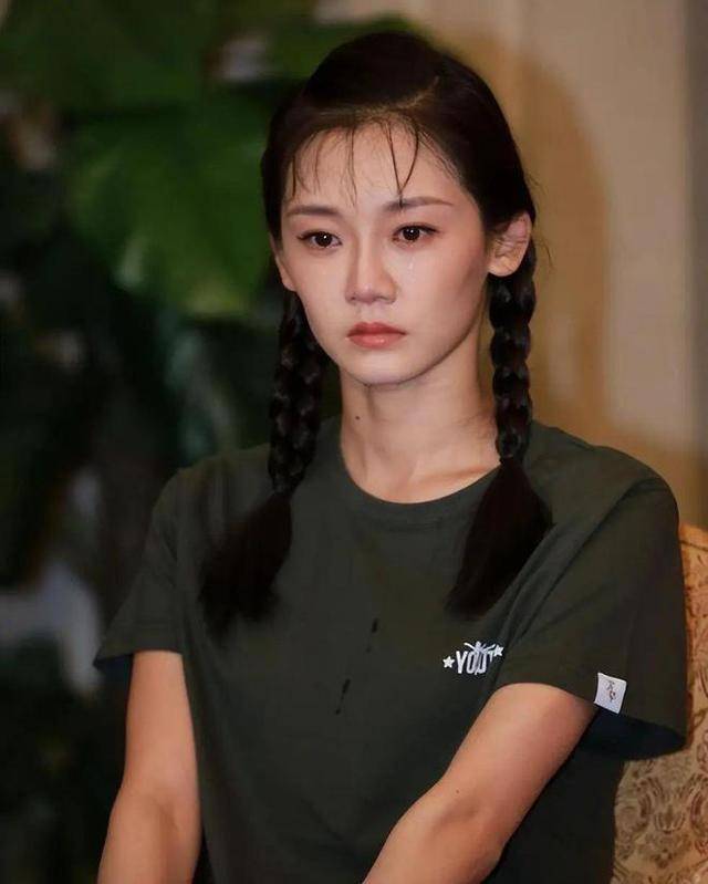 冯小刚直言:她太能装了<strong></p>
<p>虚拟币付款</strong>,永远红不了,就更别提拿奖了