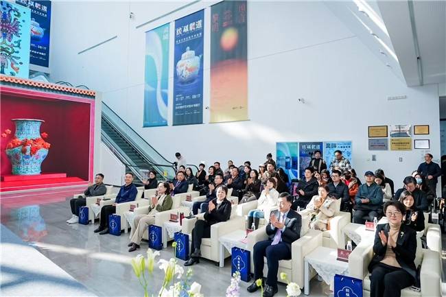 故宫博物院携手苏州湾数字艺术馆<strong></p>
<p>淘币虚拟币</strong>,共启“‘纹’以载道——故宫沉浸式数字体验展”