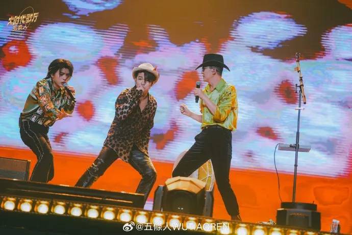 知名乐队买衣服表演后再退款<strong></p>
<p>虚拟币老板</strong>?造型师回应