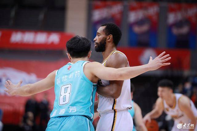 热血沸腾!青岛男篮最后三分钟14-0绝地翻盘<strong></p>
<p>sn虚拟币</strong>,队史首次单赛季双杀辽宁