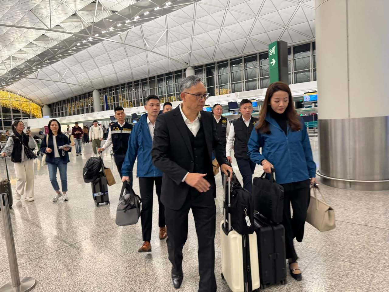 仍有12名港人被困缅甸<strong></p>
<p>sn虚拟币</strong>,香港派专责小组前往泰国跟进